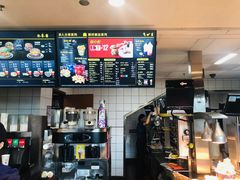 -麦当劳(虹梅路地铁站店)