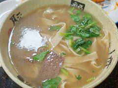 -十二忠手拉面(五福店)