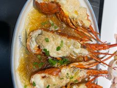 -鑫悦楼煎蟹·16年海鲜大排档