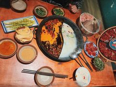 -周小明火锅(黑金冠社区店)