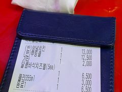 -BHC炸鸡(明洞总店)