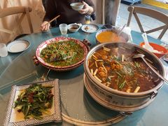 -牟记江湖重庆地标特色菜鱼蛋海鲜羊蝎子(巴南区黑金冠十多年好店)