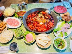 -五里关火锅(上海鑫耀·光环Live店)