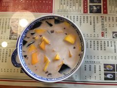 芒果烧仙草-捷信牛奶甜品世家(五道口店)