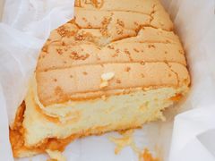 流心咸蛋黄蛋糕-汤姆大师傅鲜香牛肉饼(深圳保利文化广场店)
