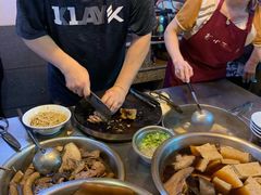 -松树干拌面店