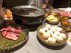 -草家酱蟹炭火烤肉店(珲春南路一店)