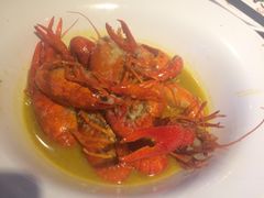 -龙巢盱眙龙虾·牛蛙·烧烤宵夜(八卦岭店)