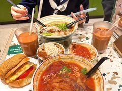 番茄猪扒鸡翅米粉-华嫂冰室(湾仔店)