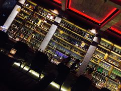 -饮湖威士忌鸡尾酒吧