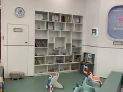 -龙格亲子游泳·水育早教运动中心(绿宝中心)