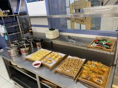 自助取餐区-雅逸居海鲜小厨