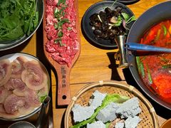 -贵厨酸汤牛肉(小十字店)