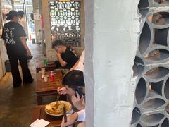 -方铲铲·成都板凳面(滨江银泰店)