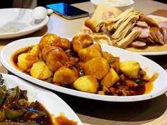 -六泰居·尔滨地标·东北菜(泰山路店)