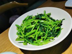 清炒空心菜-胡马八破·川菜小馆(高新万达店)