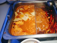 -重庆高老九火锅(虹桥天地店)