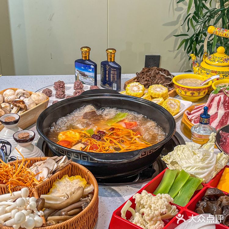 九寨沟！牦牛汤锅吃了！！！