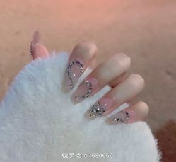 -MOE BEAUTY.皮肤管理中心