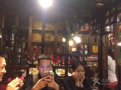 -赶海部落海鲜城(海阳路店)