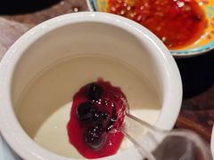 -老牌坊云南鱼豆花火锅(哈西万达店)
