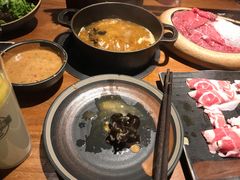 -呷哺呷哺 黄金牧场 (新中关购物中心店)