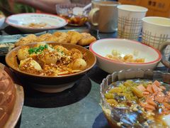 -巴四老城区炭火蛙锅(张江店)