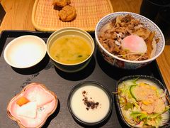 -牛気·越光米牛肉饭(水游城店)