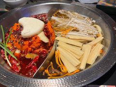 -廖掌柜·重庆鲜货火锅(上海首店)