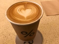 热的咖啡拿铁-% Arabica(京都东山店)