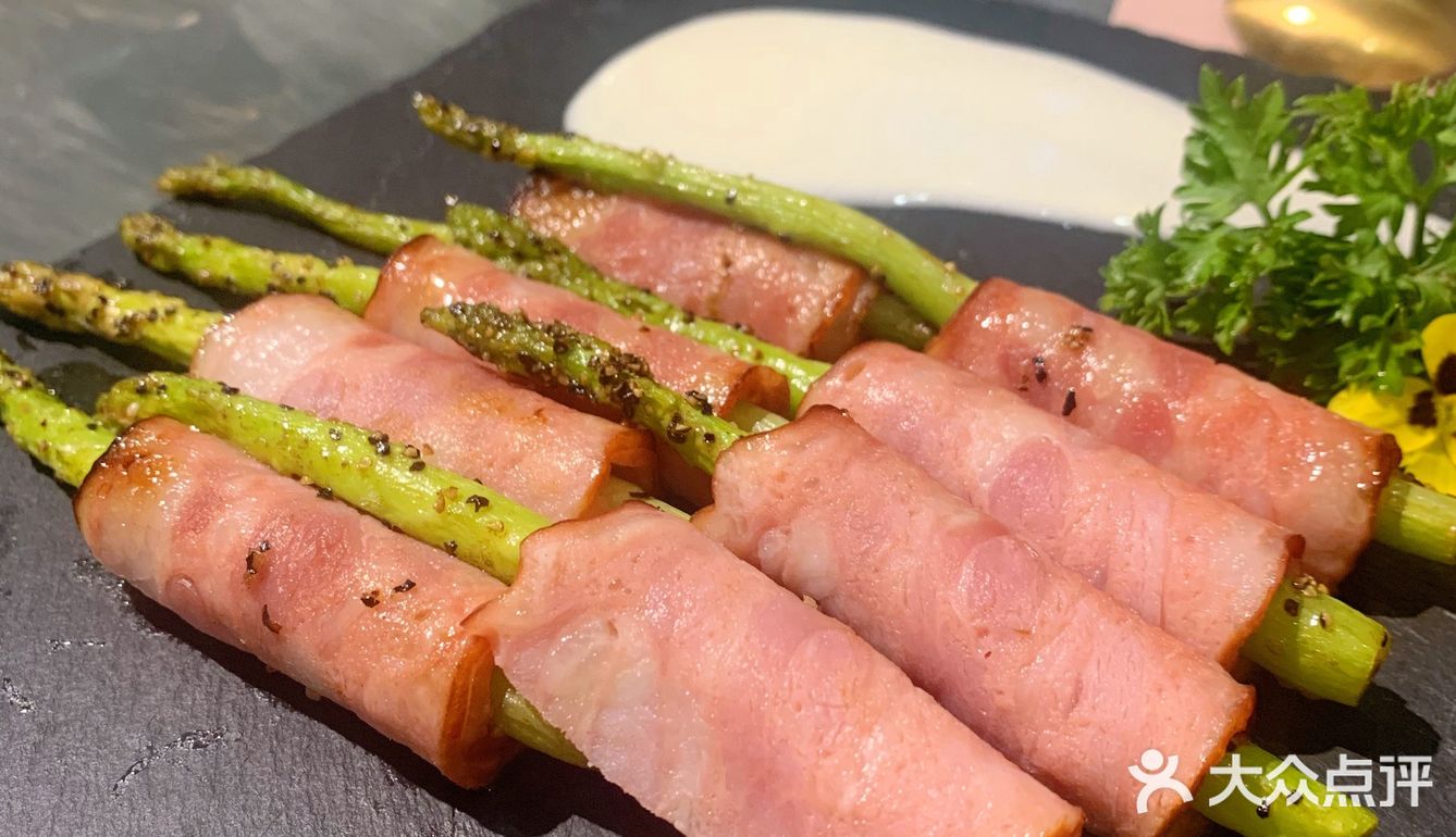 很适合妹子拍照。里面不仅有两人座