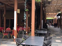 -三亚湾红树林度假酒店美食街