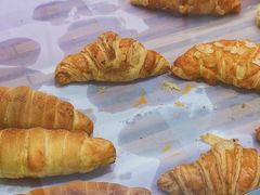 -赫斯提亚面包&咖啡店