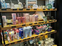零售区-星巴克(上海南站店)