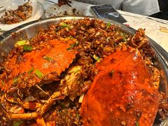 -凤凰路何眼镜香辣蟹(花果园店)