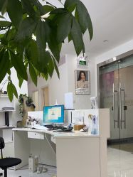 -瓷肌博士·祛痘科技美肤