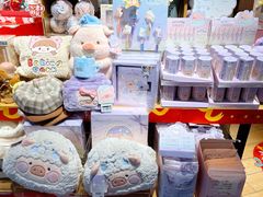 -九木杂物社(新奥购物中心店)