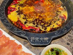 -舒家大院重庆老火锅(纪念塔店)