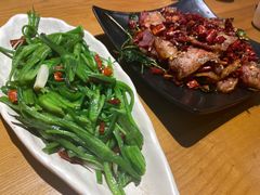 -隔壁老王·家常云南菜(花巷店)
