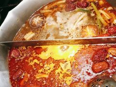 -湊湊火锅·茶憩(打浦桥日月光店)