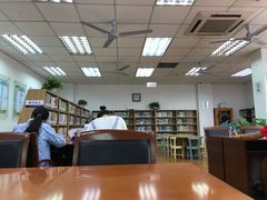 -长海路街道图书馆(翔殷馆)