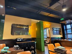 -曼听小寨海鲜烧烤·大连辣炒大王(盖州街店)