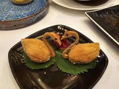 鲍鱼天鹅酥-白天鹅宾馆-宏图府餐厅