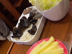 -沸炉重庆老火锅(军事博物馆店)