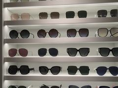 -目艮眼镜SHOWROOM(品牌集合店)
