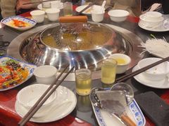 -田家大院东北农家菜铁锅炖(西安总店)