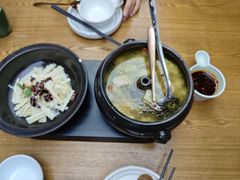 -云海肴·汽锅鸡·云南菜(天山百盛优客店)