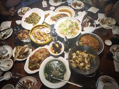 -亚哈饭店(梅园新村小区店)