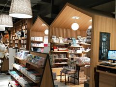 -百新书局(尚悦湾店)