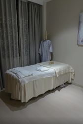 -百秀名媛纹绣美学护肤中心